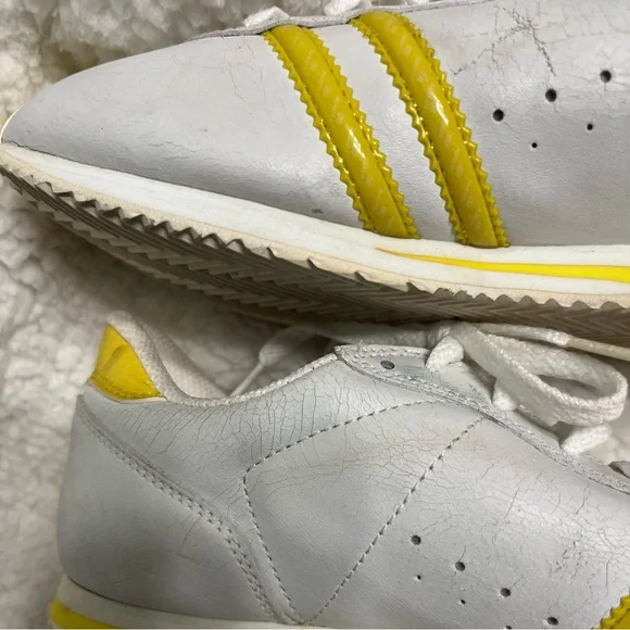 Y2K Vintage Streetwear Sneakers White Leather w/ patent yellow accents size 7.5 - Picture 4 of 14